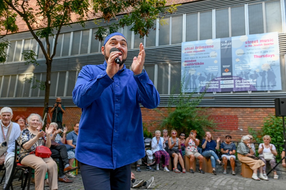 Ingyenes utcai örömzene koncertsorozat: Nógrádi Gergely, Teszter Nelli
